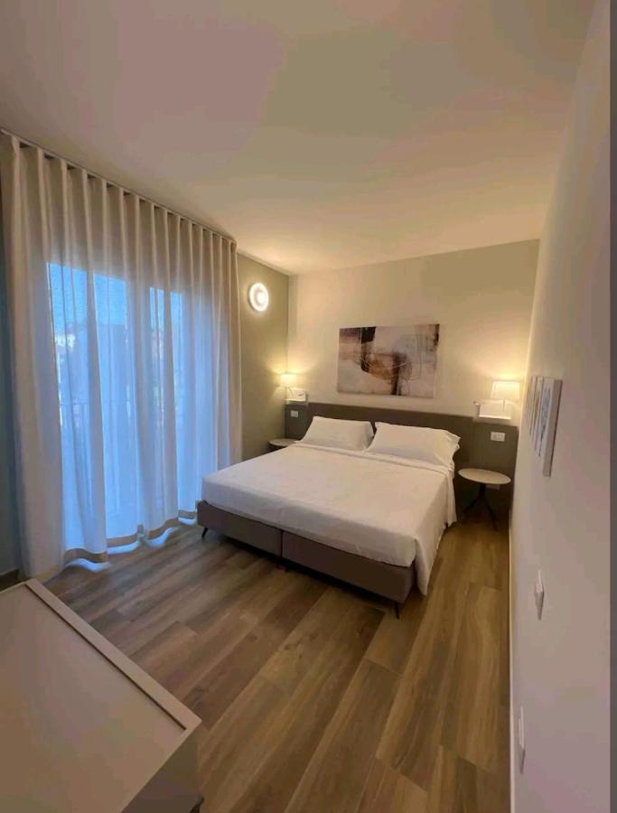 A&G Suites Парма Екстериор снимка