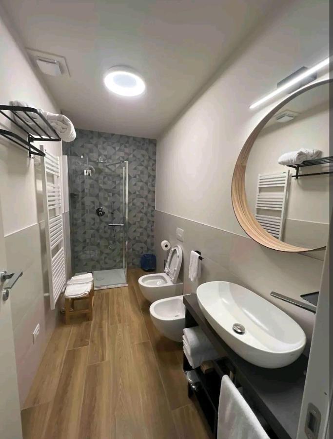 A&G Suites Парма Екстериор снимка
