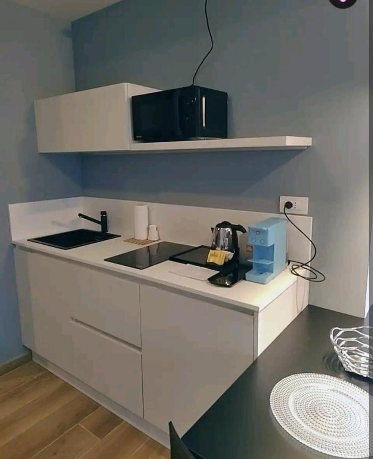 A&G Suites Парма Екстериор снимка
